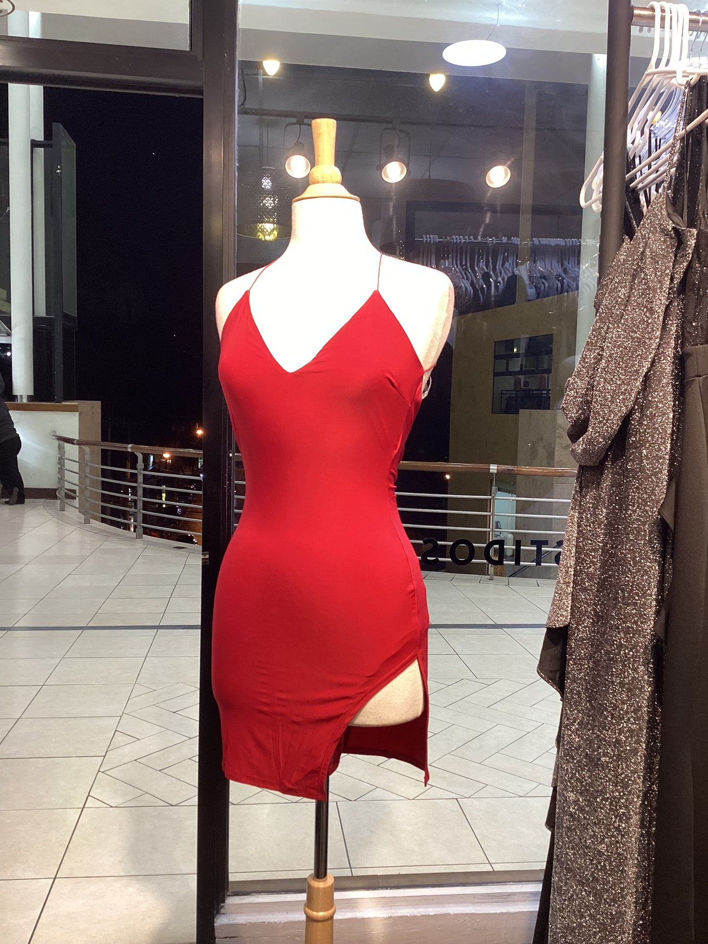 Vestido Corto Jaqueline Rojo